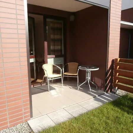 Tosia Miesci Sie W Poblizu Plazy Zachodniej 450 M. Do Dyspozycji Jest Tez Maly Ogrodek Z Miejscem Na Wypicie Porannej Kawy. Na Osiedlu Sasiadujacym Ze Sklepem Netto Oraz Zabka, Znajduje Sie Plac Zabaw Dla Dzieci Oraz Boisko Do Gry W Pilke. شقة كولوبرزيغ